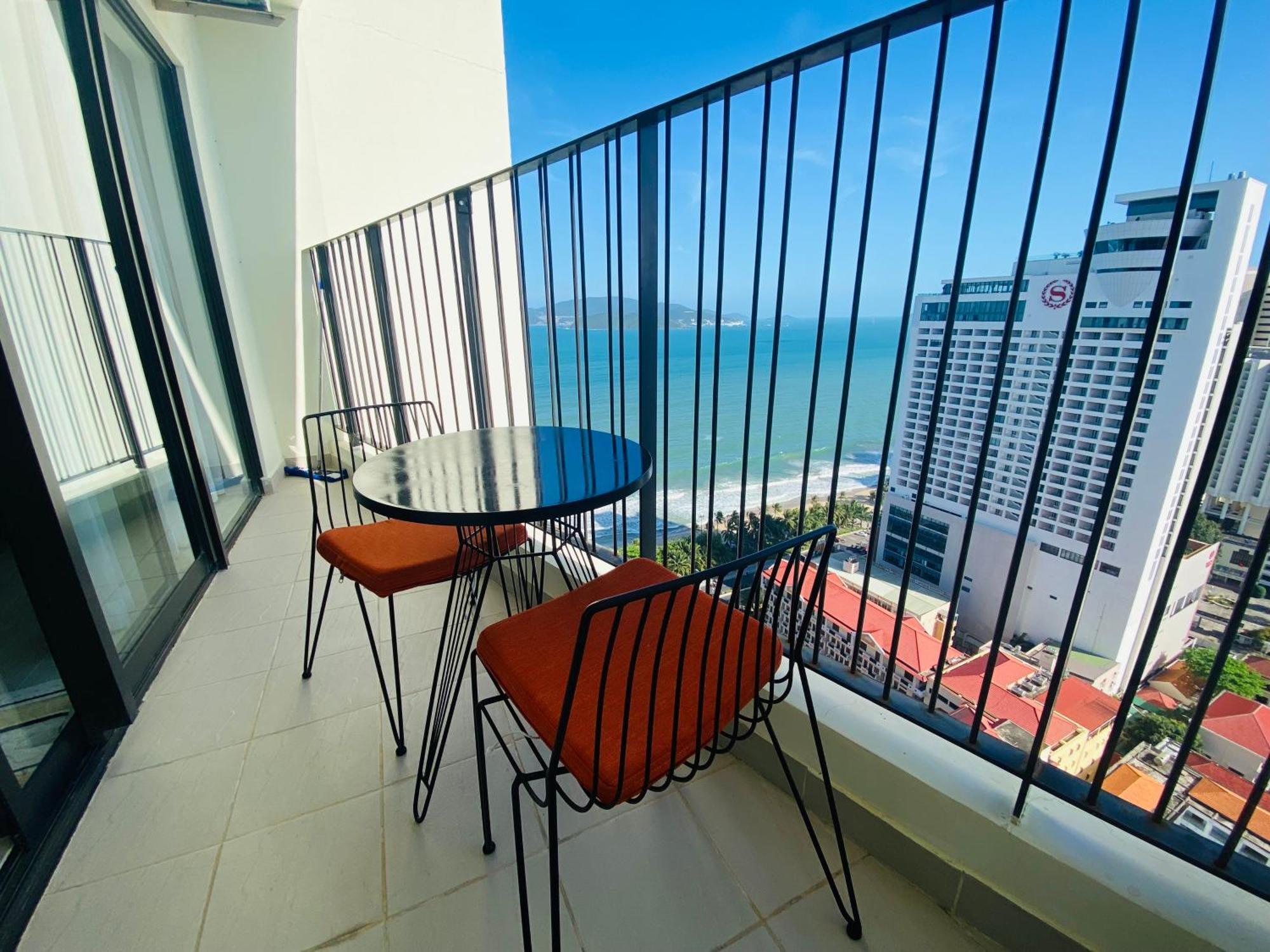 Can Ho Gold Coast O Nha Trang View Bien - Vivastay Exterior foto